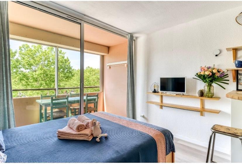 Studio Les Regates Avec Loggia Et Parking Gratuit Plage Du Grazel Gruissan Dış mekan fotoğraf